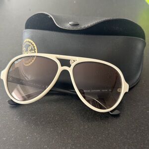 Ray-Ban white Cream Aviator Sunglasses with Black Case